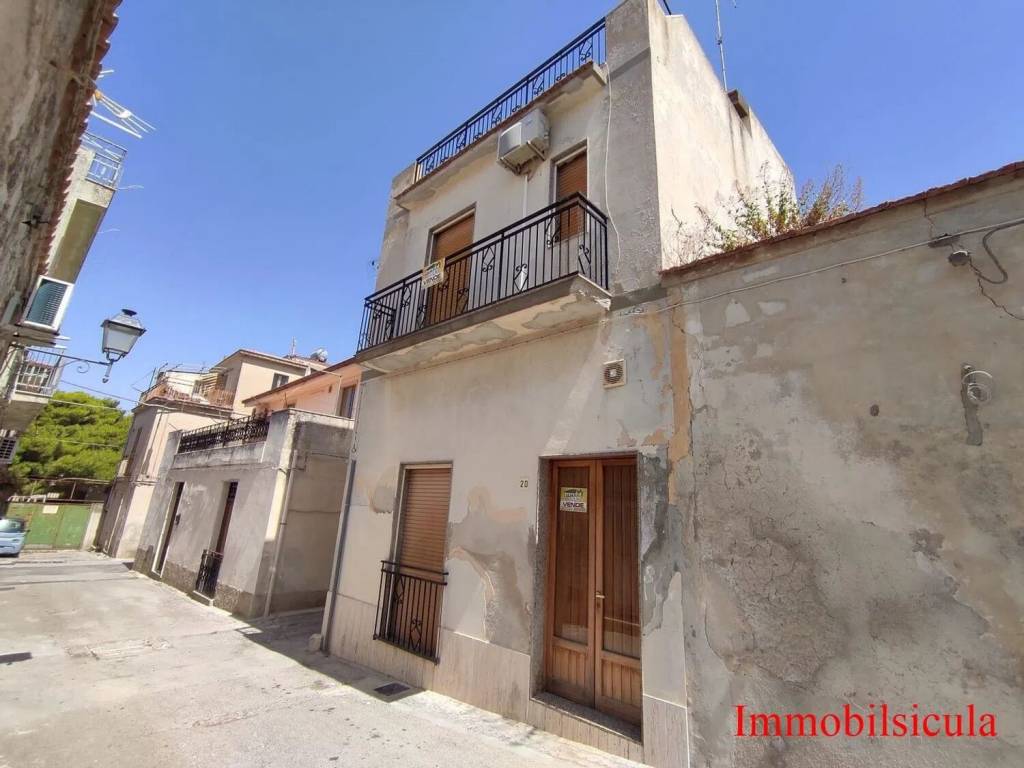 Villa a Modica in Strada Petrarca, 20 - Foto 2