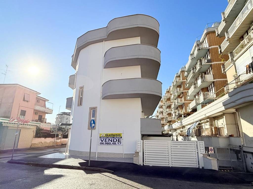 Appartamento a Nettuno in Via Giuseppe Di Vittorio - Foto 3