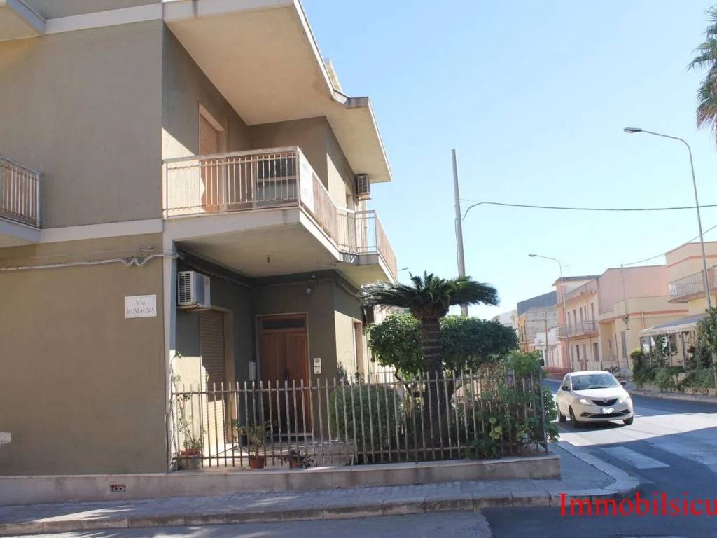 Appartamento a Ispica in Via Statale, 51 --/A - Foto 4