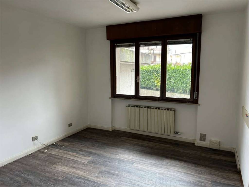 Appartamento a Valdobbiadene in Viale Giuseppe Mazzini, 2 - Foto 4