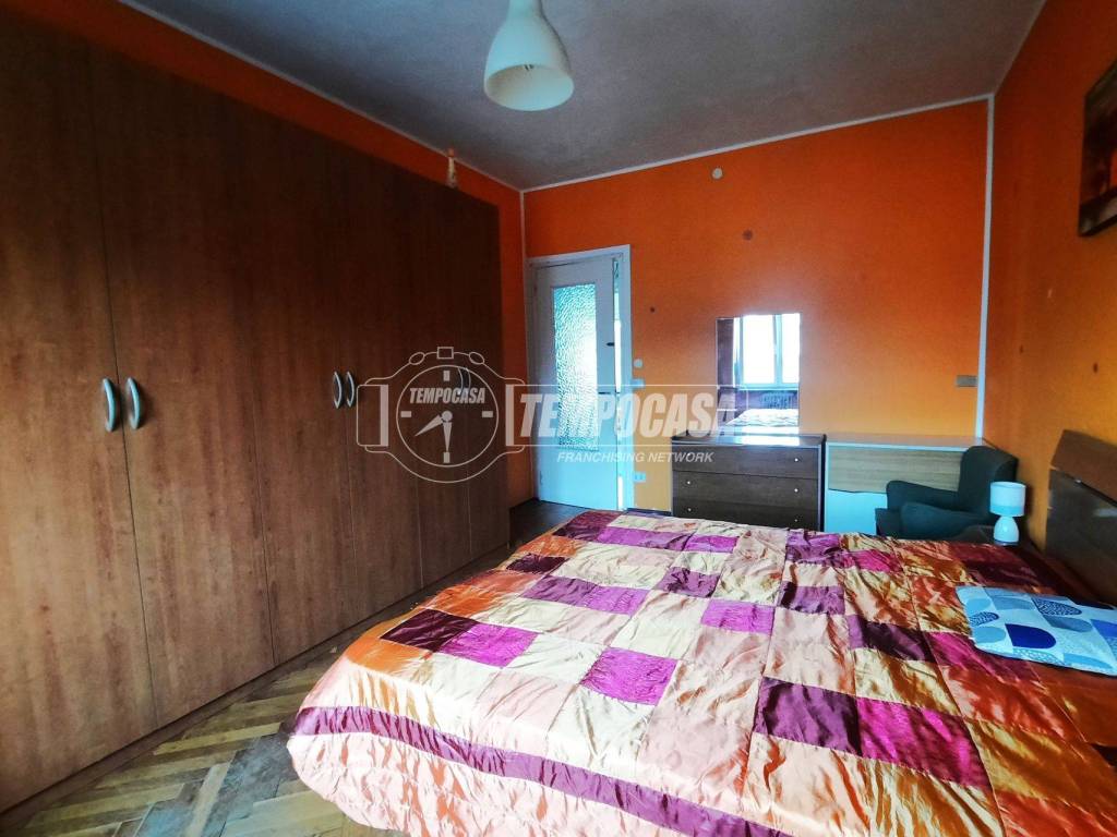 Appartamento a Ivrea in Via Cascinette - Foto 4