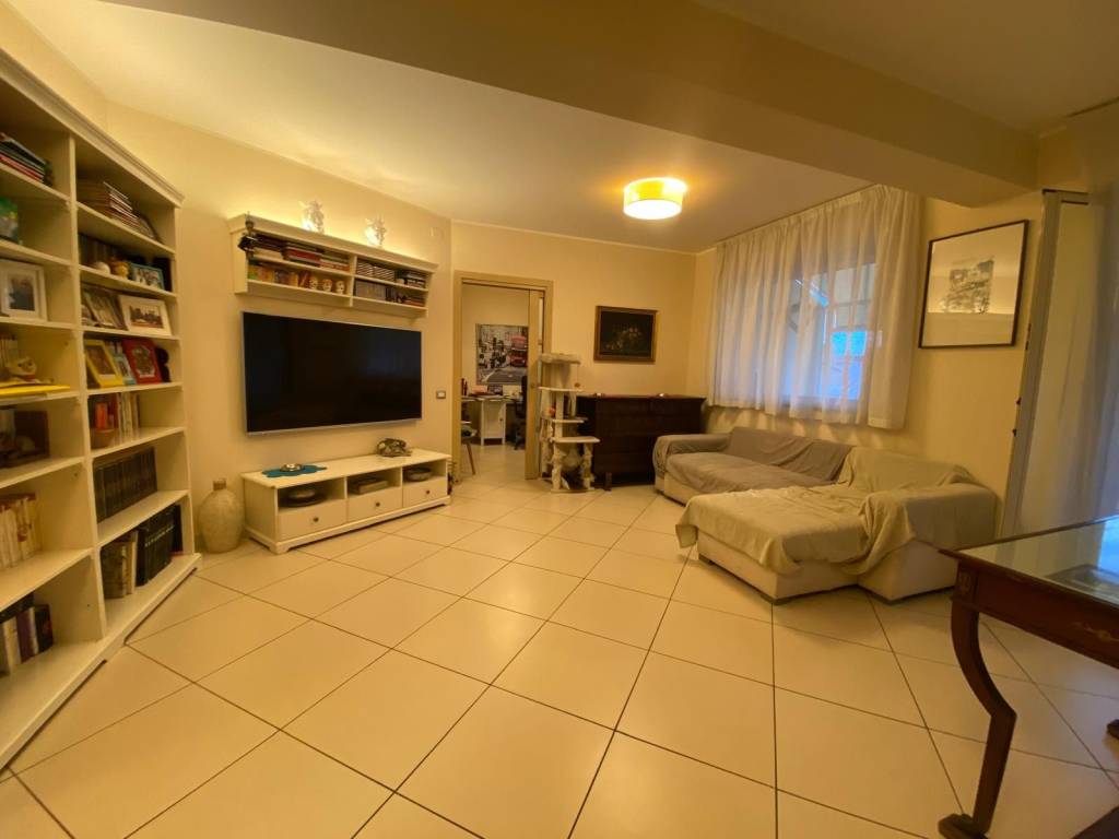 Appartamento a Riposto in Via Ardizzone Gioeni - Foto 4