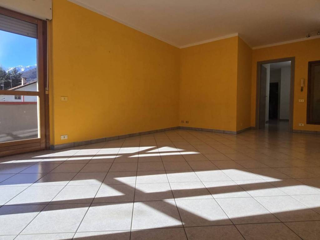 Appartamento a Domodossola in Via Alessandro Manzoni, 10 - Foto 2