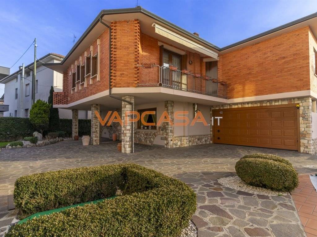 Villa a Pontoglio in via fleming, 16 - Foto 2