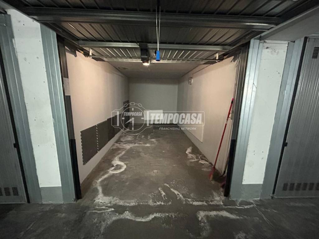 Box / garage a Cantù in Via Francesco Baracca - Foto 3
