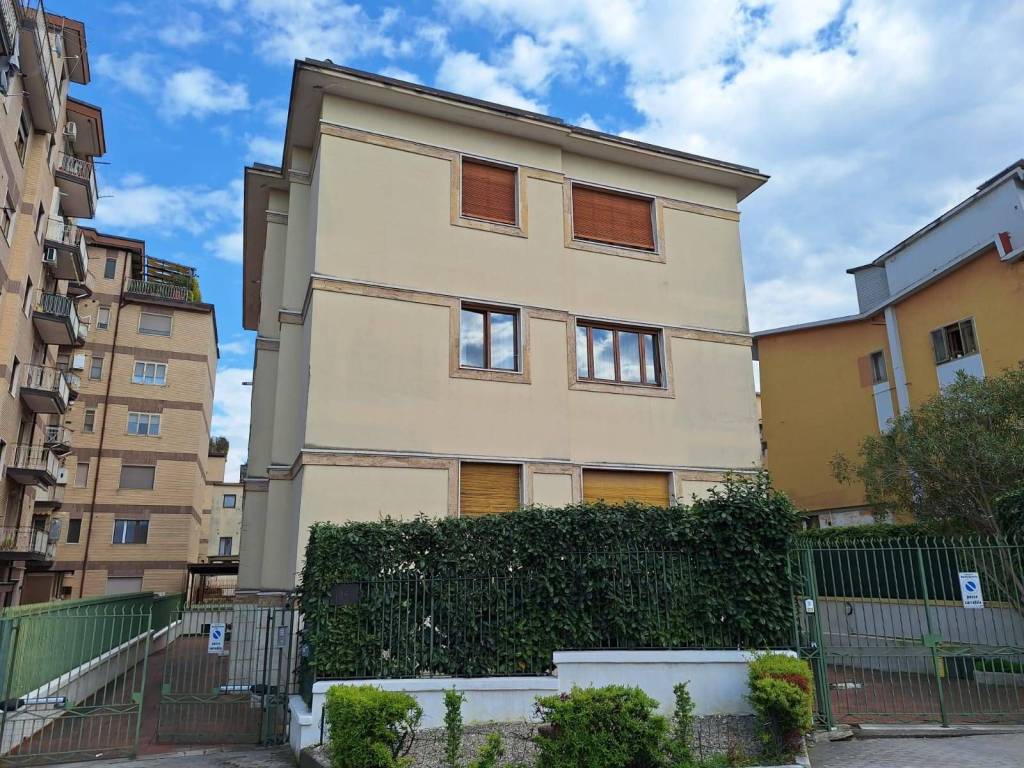 Appartamento a Benevento in Via Cupa dell'Angelo - Foto 4