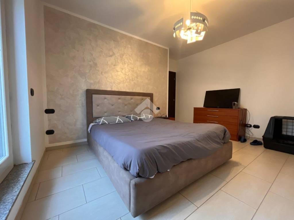 Appartamento a Galliate in VIA DELLA COSTITUZIONE, 5 - Foto 4