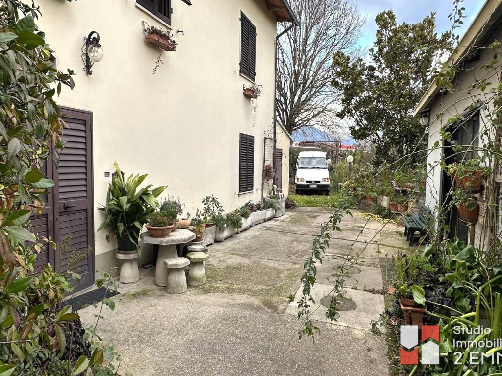 Casa indipendente a Agliana in Via Palaia - Foto 3