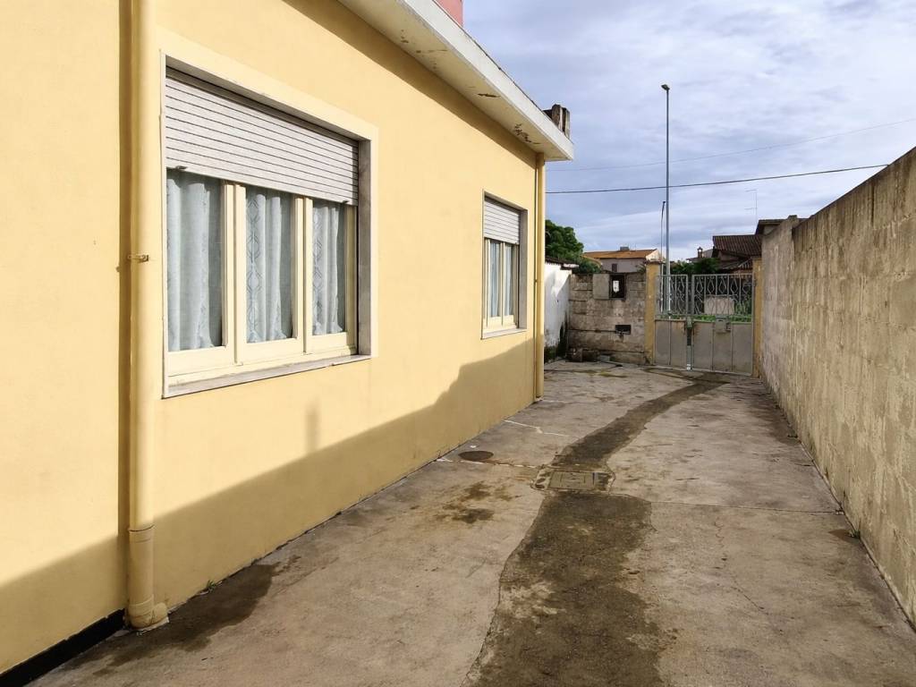 Villa a Decimoputzu in Via San Basilio - Foto 2