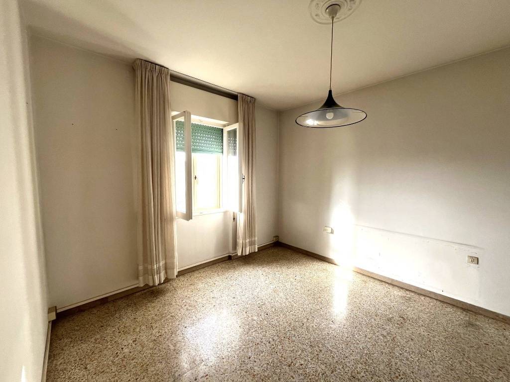 Appartamento a Campi bisenzio in Via Pratese - Foto 3