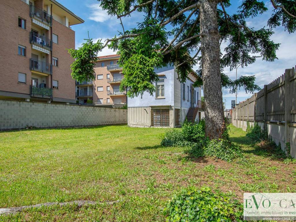 Villa a Vanzaghello in Via Antonio Rosmini, 4 - Foto 3