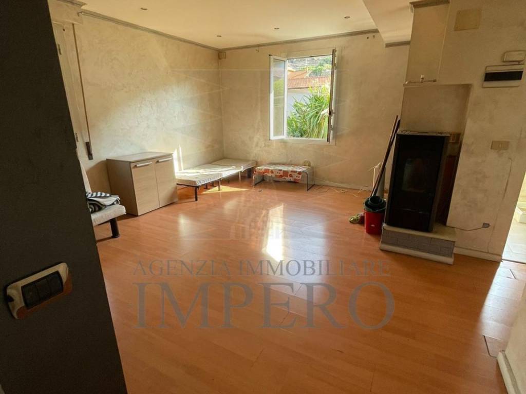 Appartamento a Ventimiglia in Via de Amicis, 16 - Foto 3