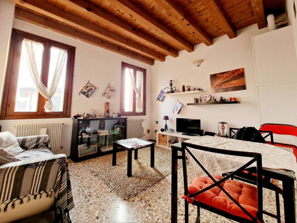 Appartamento a Este in VIA CANEVEDO - Foto 2