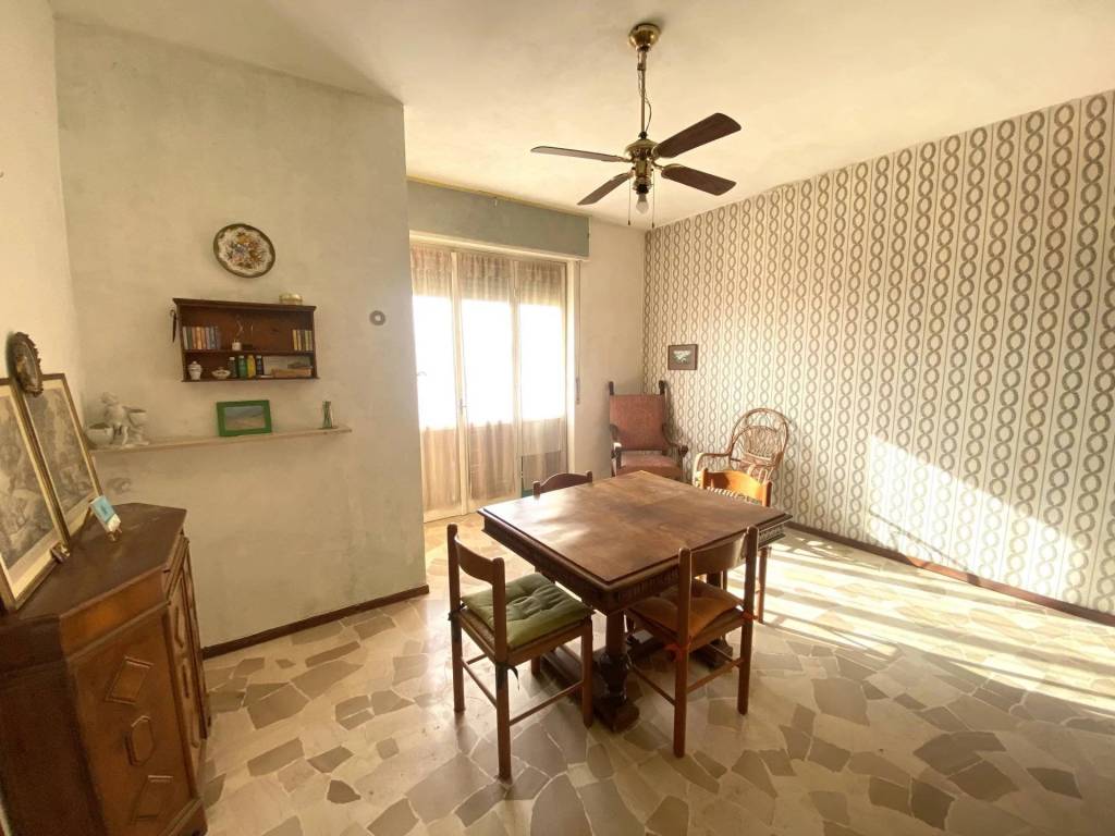 Appartamento a Erba in Via Armando Diaz, 9 - Foto 3