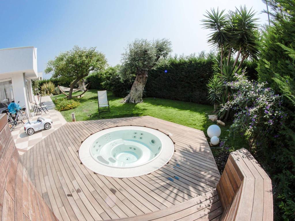 Villa a Polignano a mare in Strada Comunale De Nigris - Foto 2