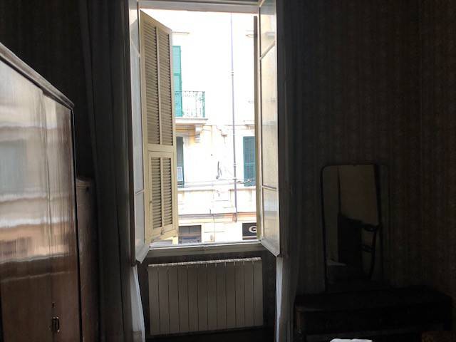 Appartamento a Ventimiglia in Via Camillo Benso di Cavour - Foto 2