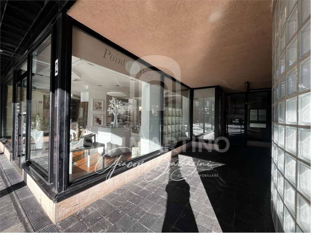 Immobile a Varese in PIAZZA XX SETTEMBRE - Foto 2