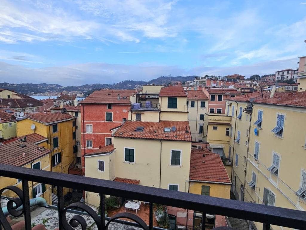 Appartamento a Lerici in Via Oronte Petriccioli - Foto 3