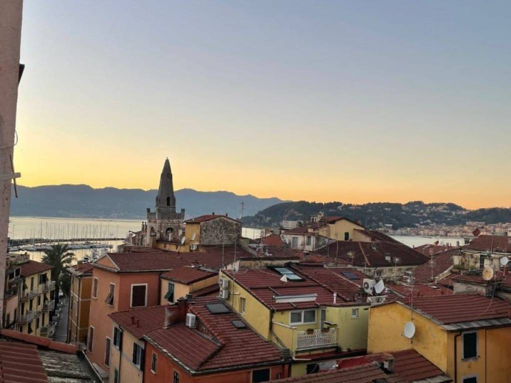 Appartamento a Lerici in Via Oronte Petriccioli - Foto 4