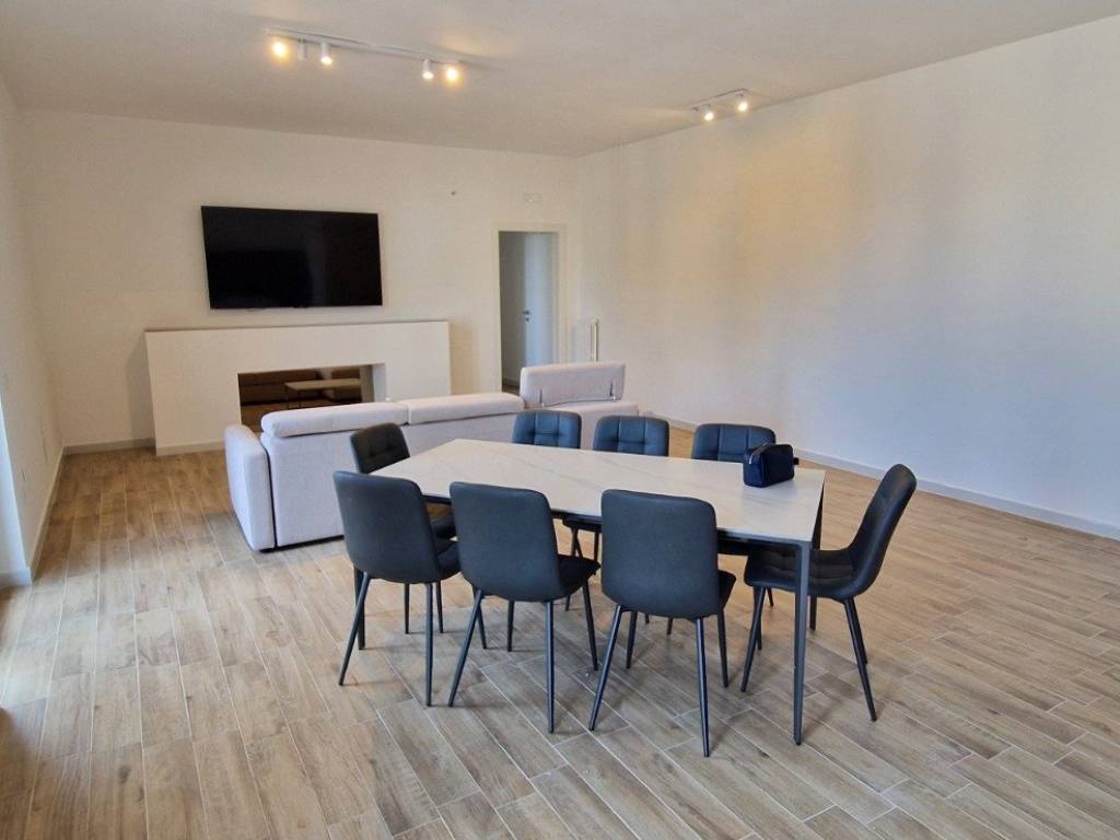 Appartamento a Trani in Via Vittorio Malcangi - Foto 2