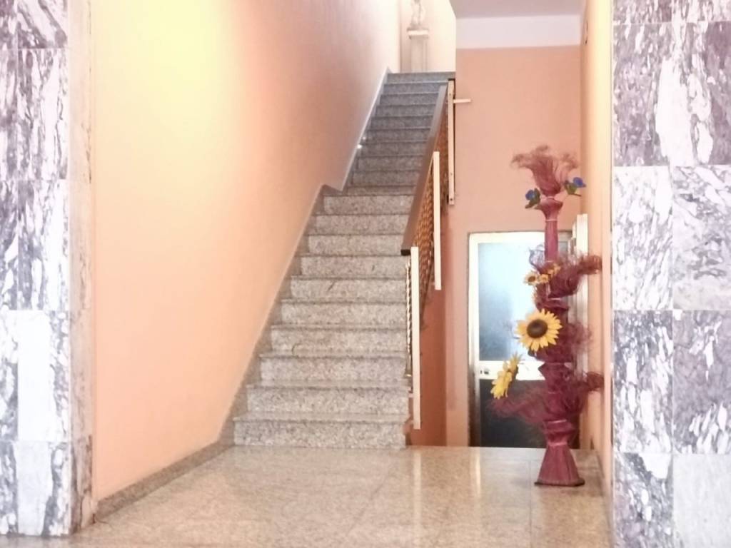 Appartamento a Andria in VIA GIULIO NATTA 25 - Foto 2