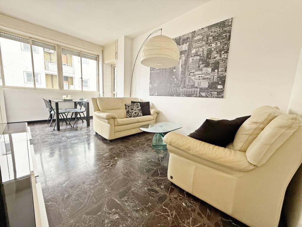 Appartamento a Sesto calende in Via dell'Olmo - Foto 2