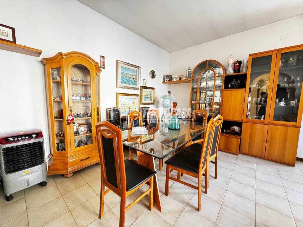 Villa a Chieti in Via Vittorio Veneto 98 - Foto 4