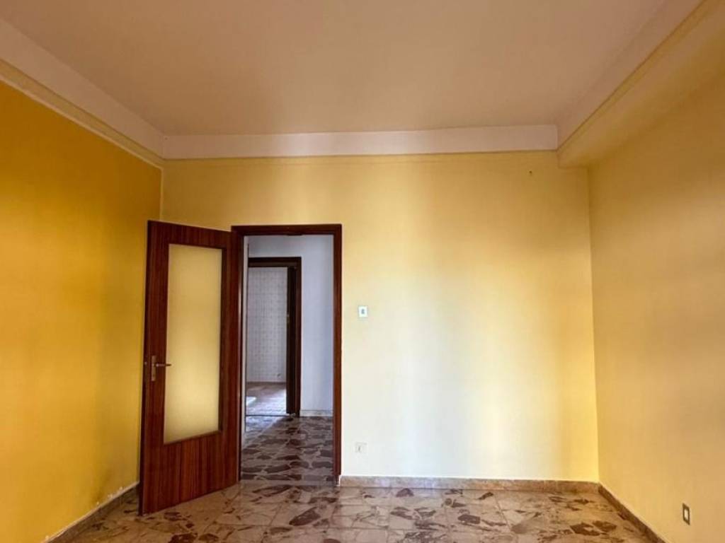 Appartamento a Crotone in Via Giovanni Paolo II - Foto 2