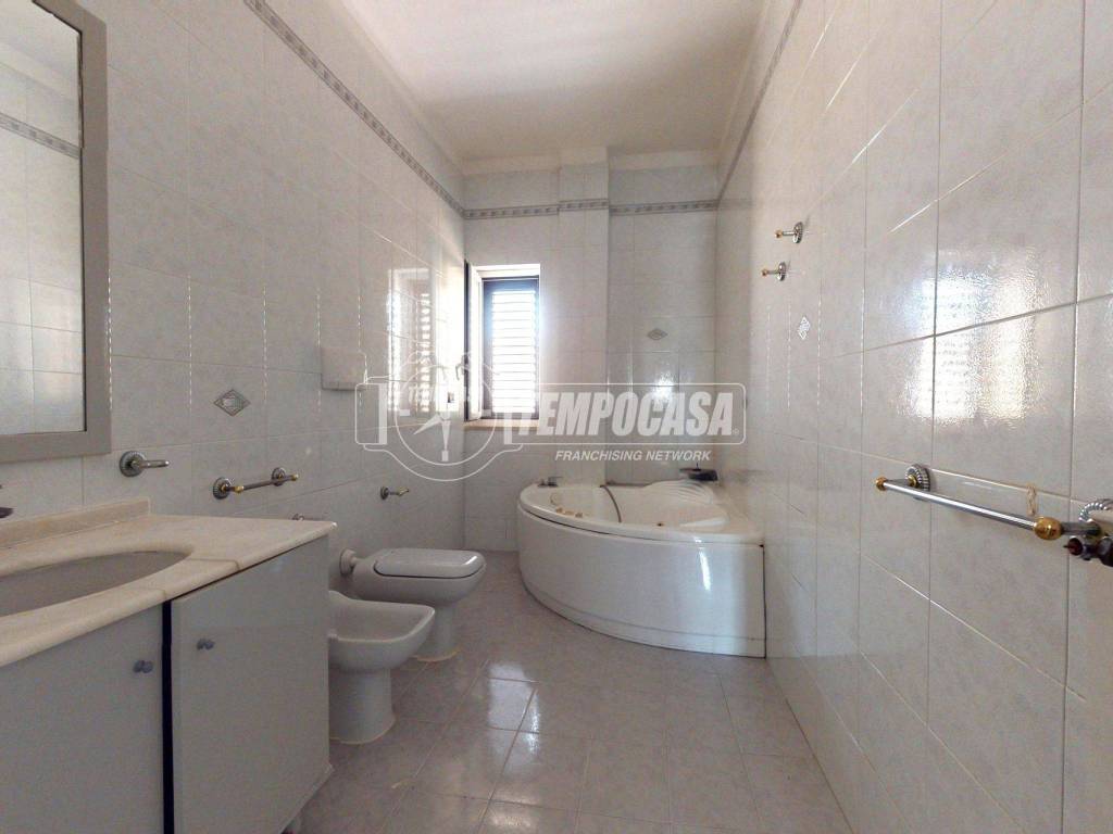 Appartamento a Bari in Via Ugo Foscolo - Foto 5