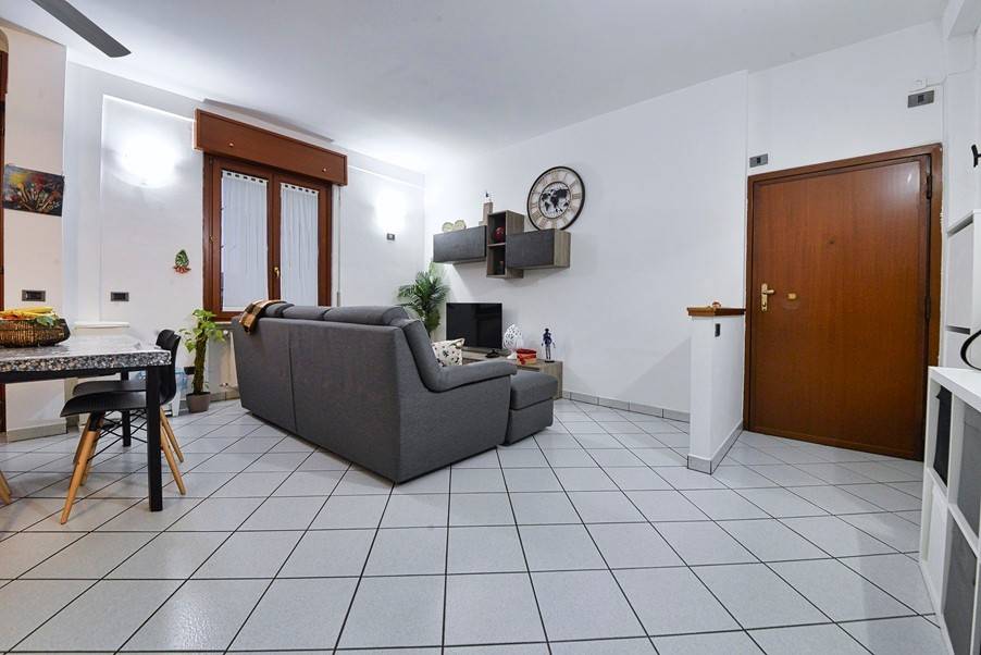 Appartamento a Paderno dugnano in Via André-Marie Ampère, 5 - Foto 4