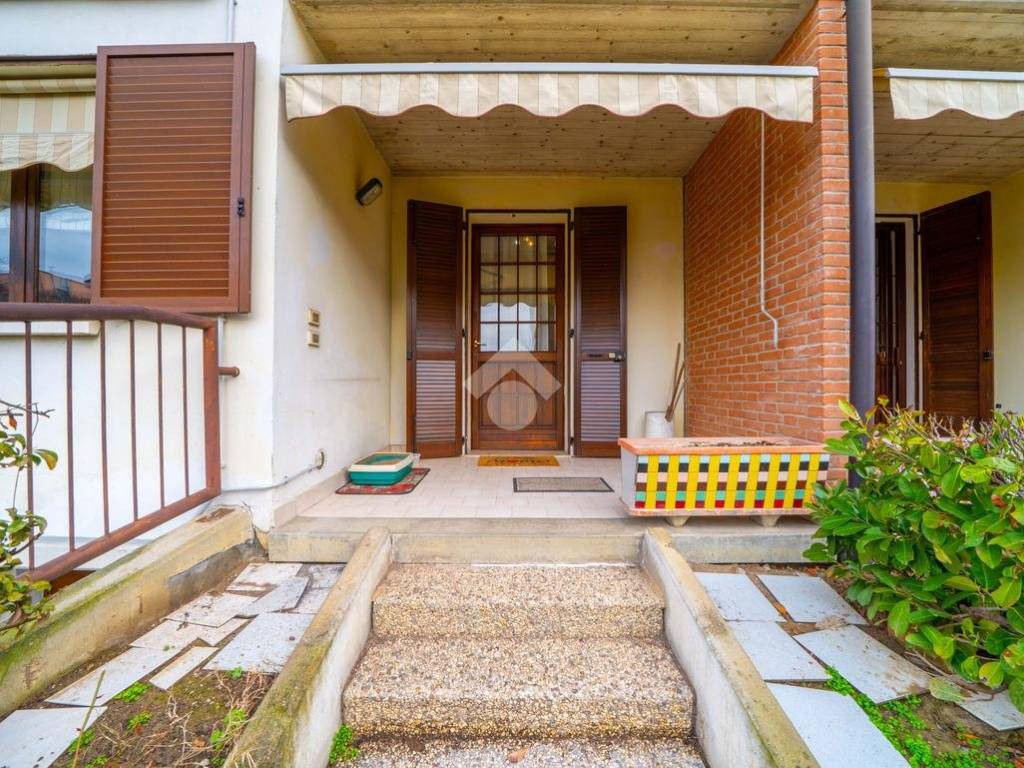 Villetta a schiera a Sant'ilario d'enza in via Picasso, 9 - Foto 2