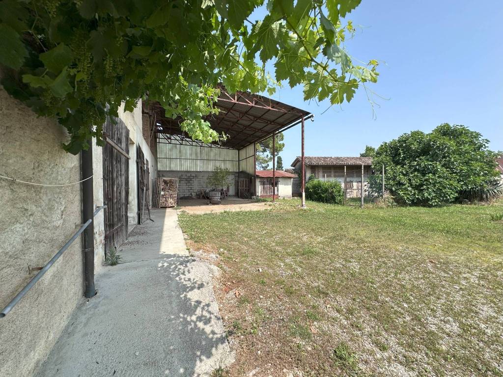 Casa indipendente a Manzano in Via Principale, 34 - Foto 4