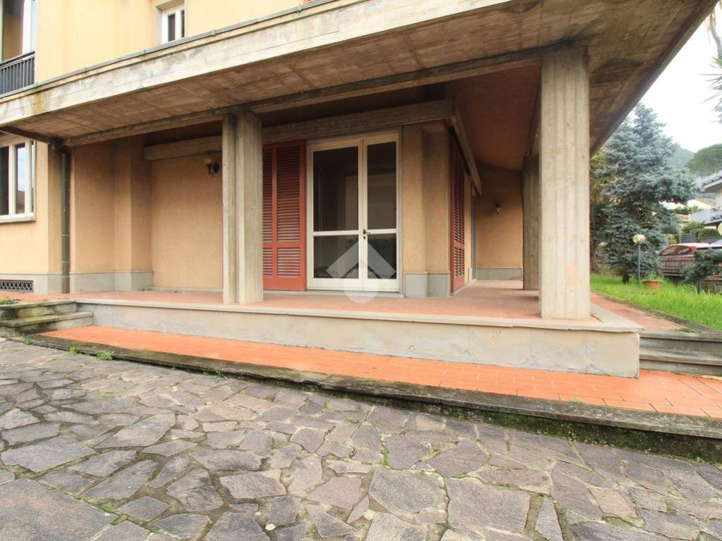 Villa a Monsummano terme in Via Morandi - Foto 2