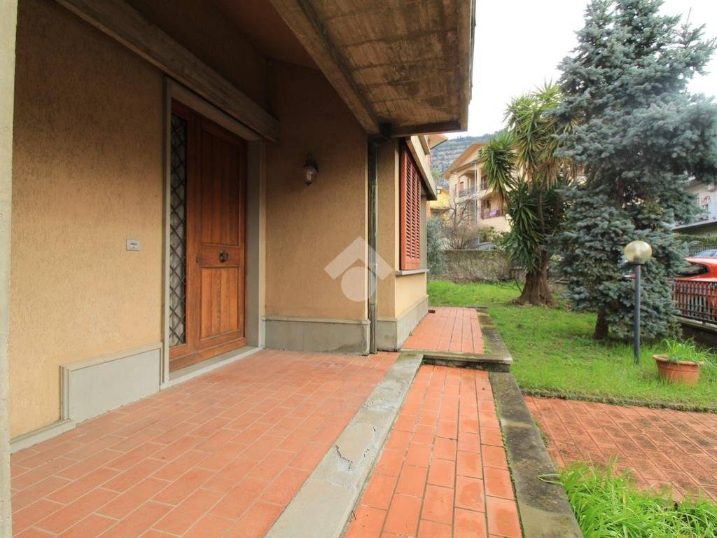 Villa a Monsummano terme in Via Morandi - Foto 5