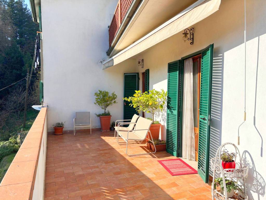 Villa a Lucca in Via della Chiesa XXIV - Foto 3
