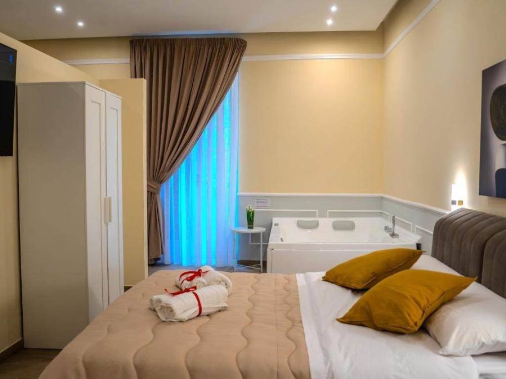 Appartamento a Taranto in VIA ACCLAVIO - Foto 2