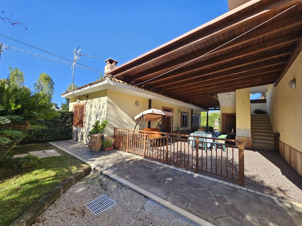 Villa a Latina in Strada della Segheria, 198 - Foto 3