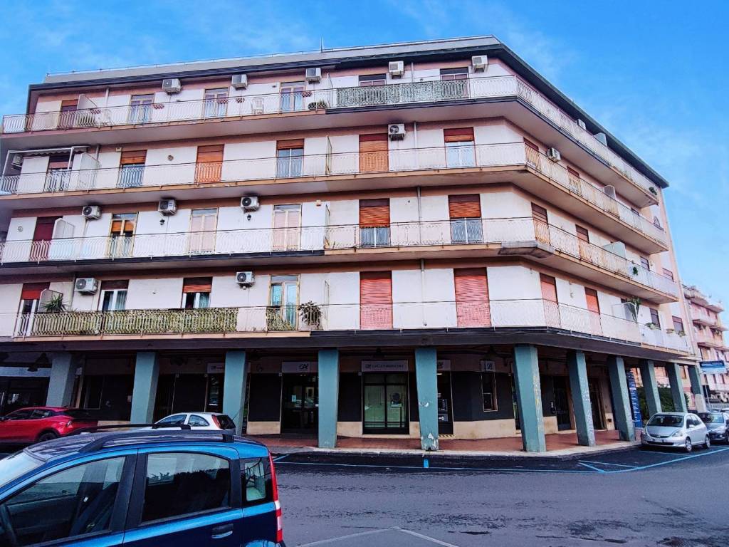 Appartamento a Mascalucia in corso Raffaello, 14 - Foto 3