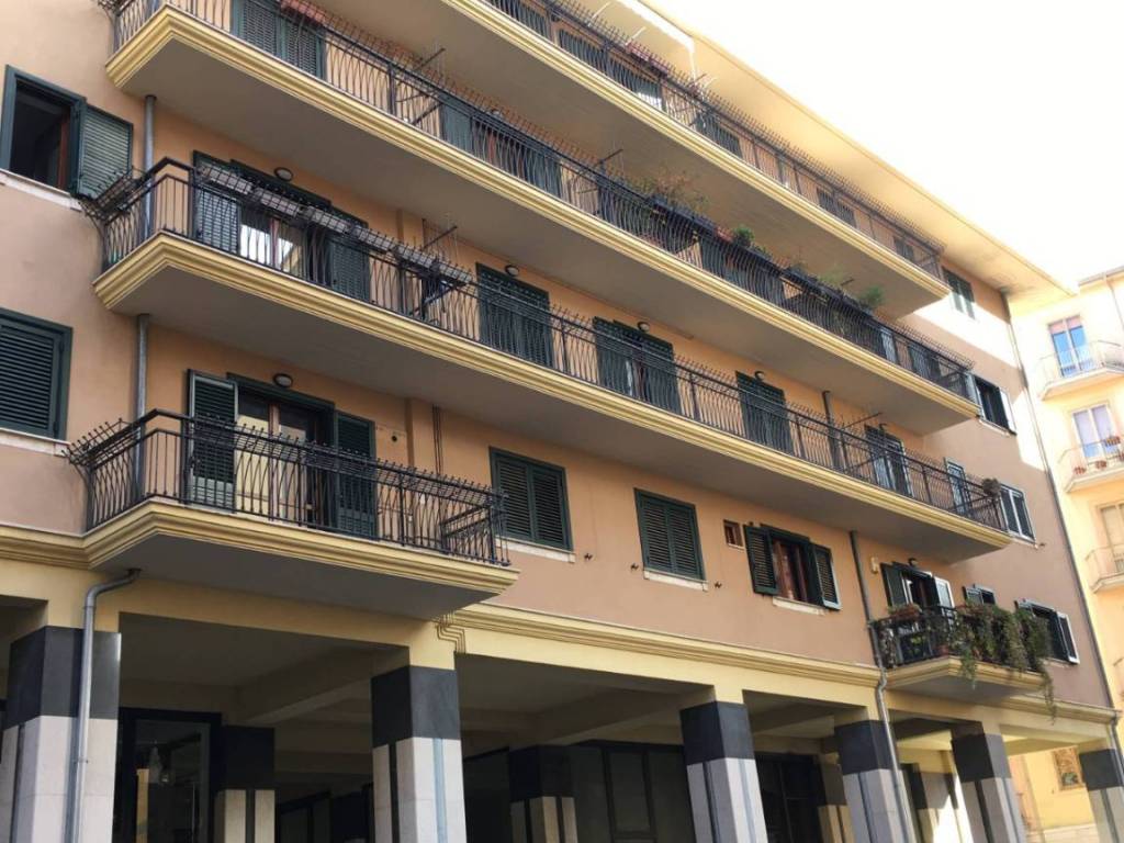 Appartamento a Avellino in via pasquale stanislao mancini, 52 - Foto 2