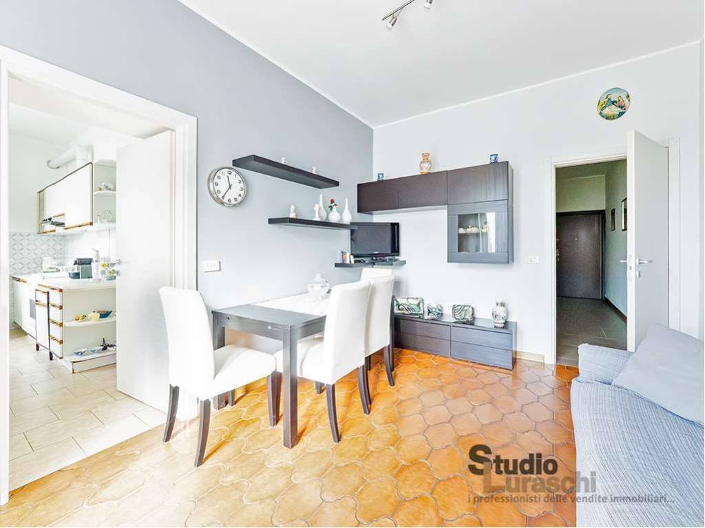 Appartamento a Molteno in Via Don Luigi Sturzo - Foto 2