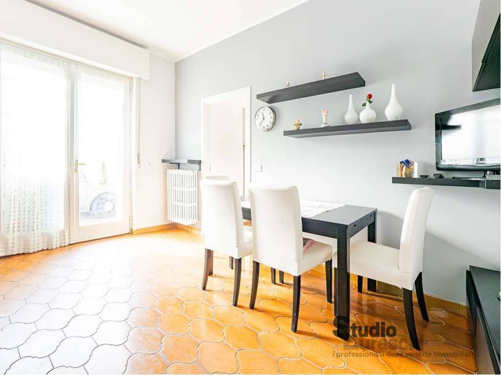 Appartamento a Molteno in Via Don Luigi Sturzo - Foto 4