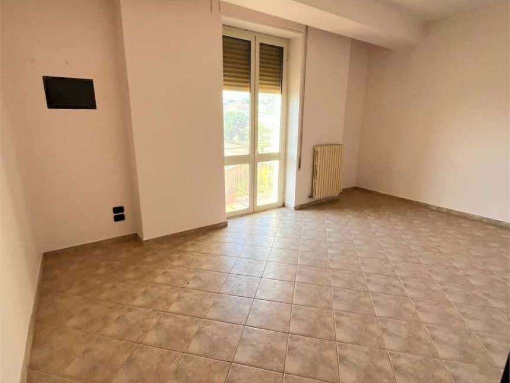 Appartamento a Catanzaro in VIA ERACLEA - Foto 5