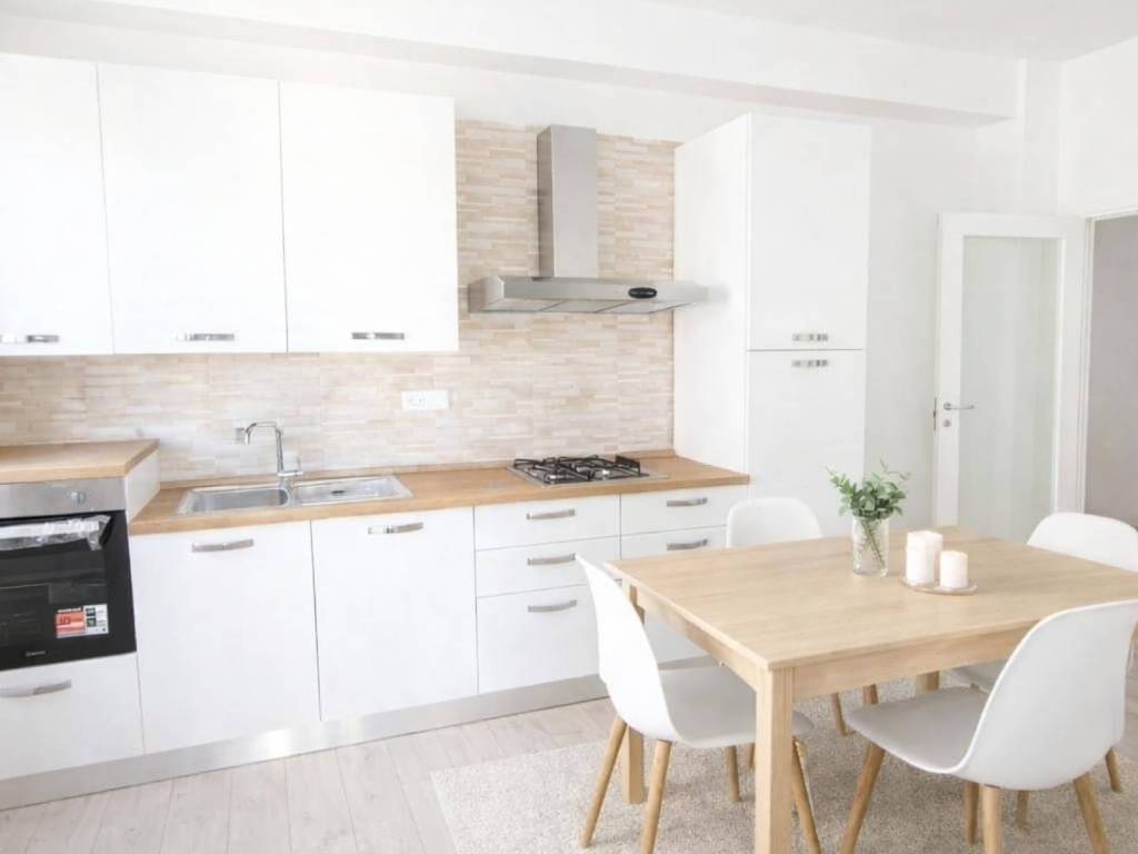 Appartamento a Sassari in Via Giulio Dolcetta - Foto 2