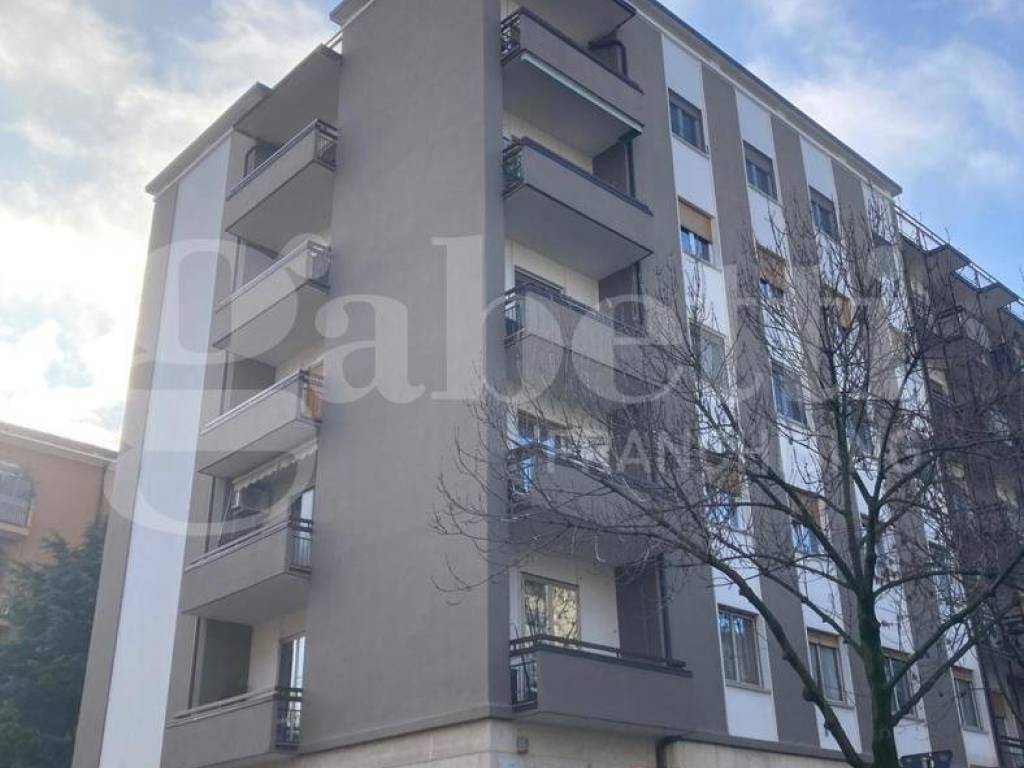 Appartamento a Verona in VIA MARCO POLO, 2 - Foto 2