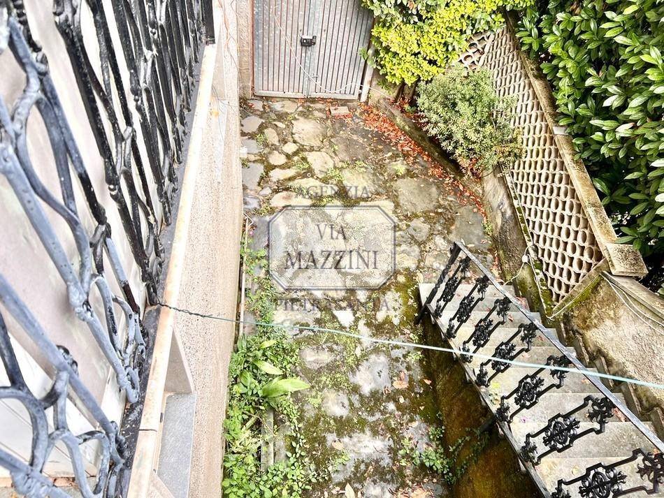 Appartamento a Pietrasanta in Via Guglielmo Marconi, 19 - Foto 4
