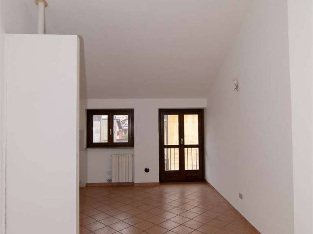 Appartamento a Rovellasca in Via Alessandro Manzoni, 5 - Foto 2