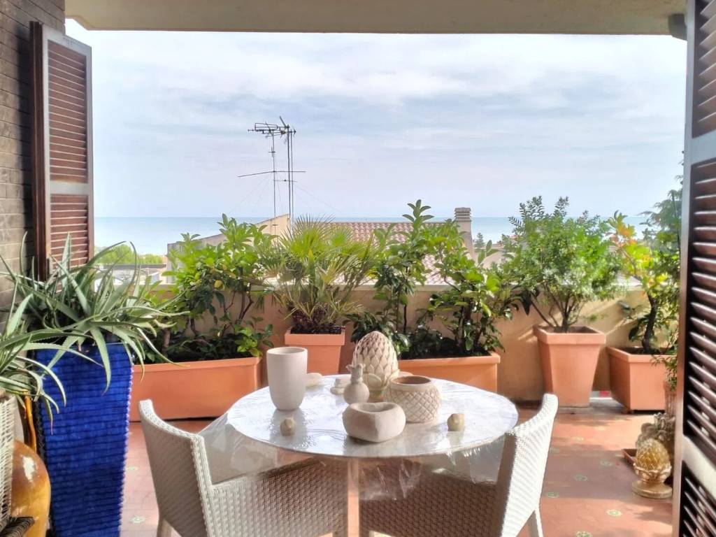 Appartamento a Porto sant'elpidio in Via Volturno - Foto 2