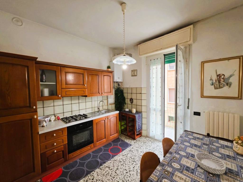 Appartamento a Pontedera in Via Milano - Foto 2