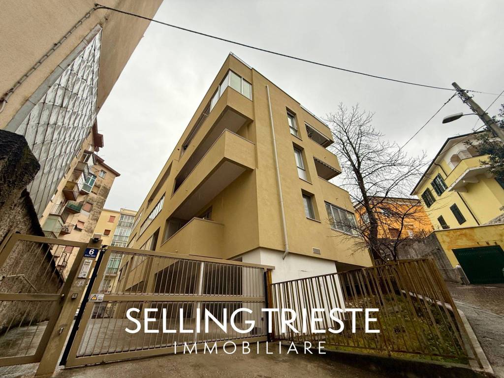 Appartamento a Trieste in Scala Santa, 6 - Foto 2