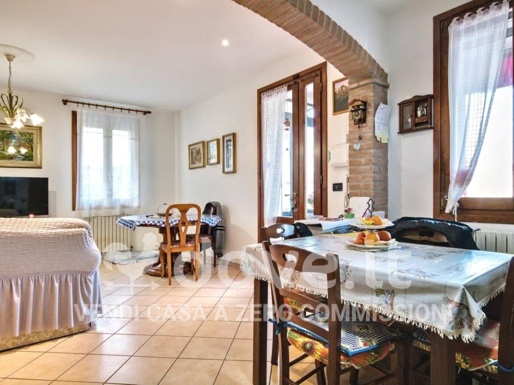 Villa a Ferrara in Via Rosseglina, 9 - Foto 4